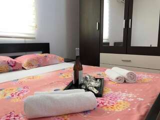 Апартаменты Days Inn Apartments Улцинь Люкс с балконом (5 взрослых)-9