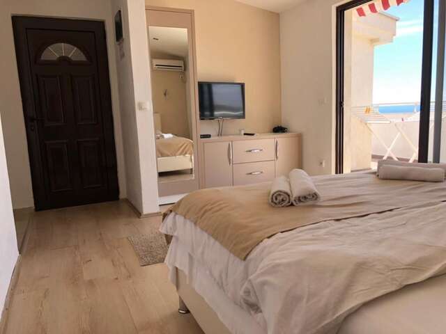 Апартаменты Days Inn Apartments Улцинь-4