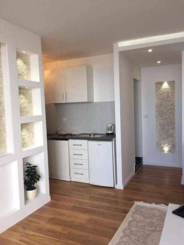 Апартаменты Days Inn Apartments Улцинь-24